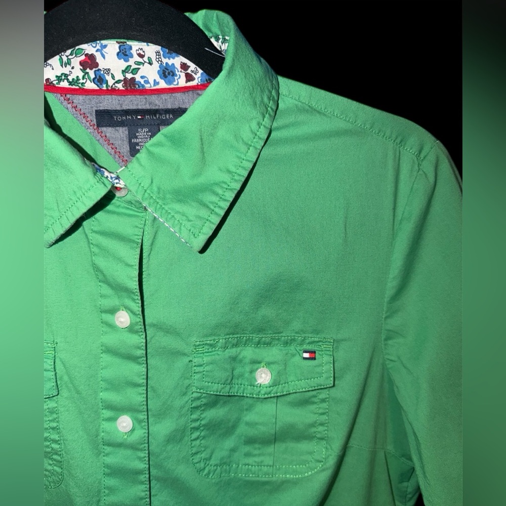 5/$15 - Tommy Hilfiger Green Roll-Tab Button Down - Picture 2 of 5